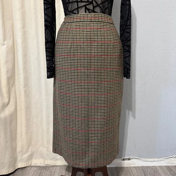 Vintage Luxury Lana Lee‎ Plaid Wool Blend Midi Skirt Sz XS Fringed Hem High Rise - Image 8