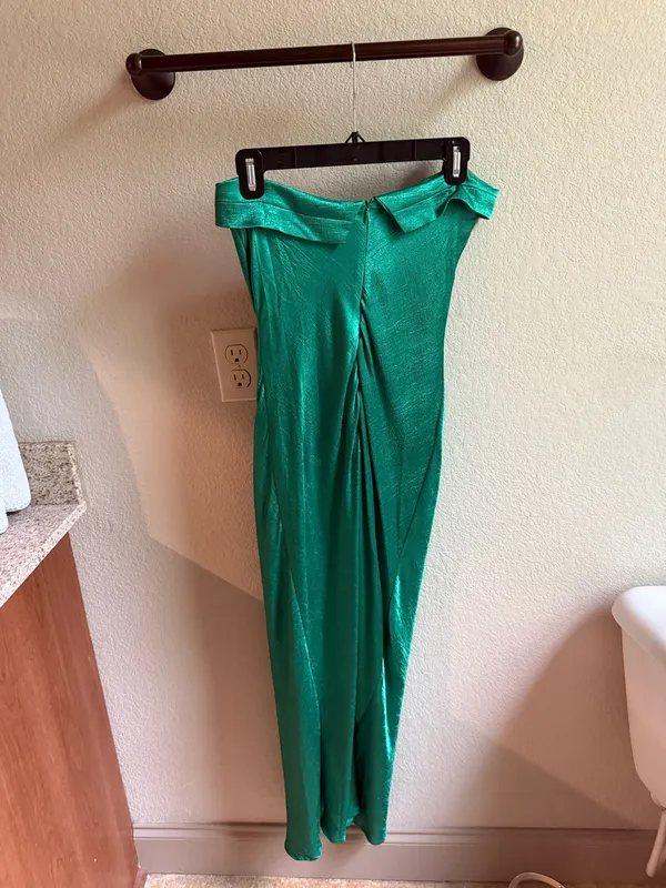 Emerald green maxi dress - Image 2
