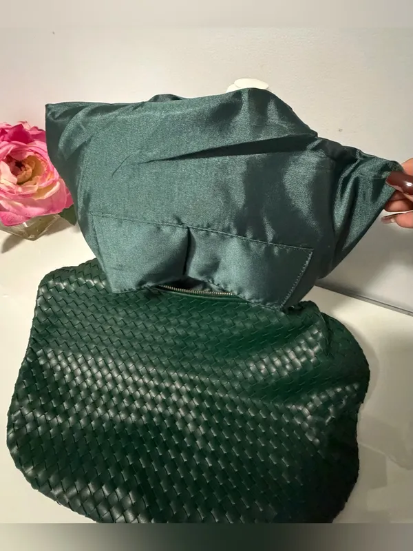 Melie Bianco Dark Green Woven Hobo Bag - Image 5