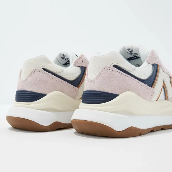 New Balance 57/40 Stone Pink & Sea Salt Sneakers - Image 3