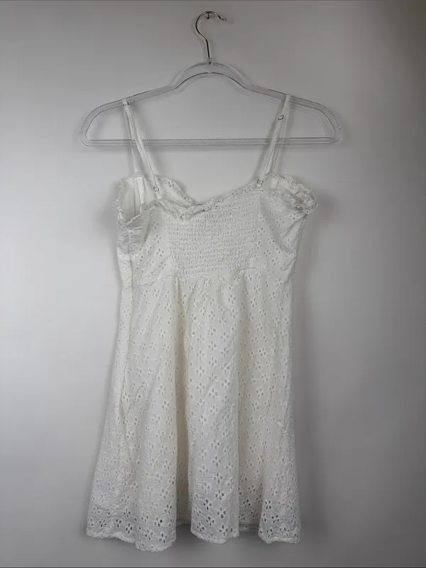 Lulu’s Friendly Flirtation White Sleeveless A-line Eyelet Mini Dress White Sz M - Image 6
