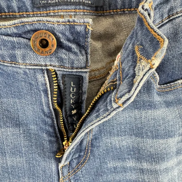 Lucky Brand Sweet Straight Jeans Womens 6/28 Medium Wash Blue Straight Leg Denim - Image 3