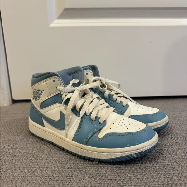 Women’s air jordan 1 university blue sneakers - Image 2
