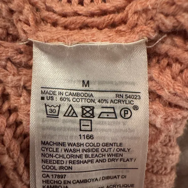 Old Navy Women's Pink Cardigan Sweater - Image 4