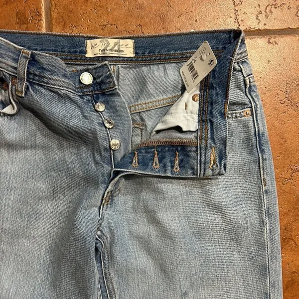 NWT We the Free‎ Maggie Ripped Crop Straight Leg Jeans size 24” - Image 6