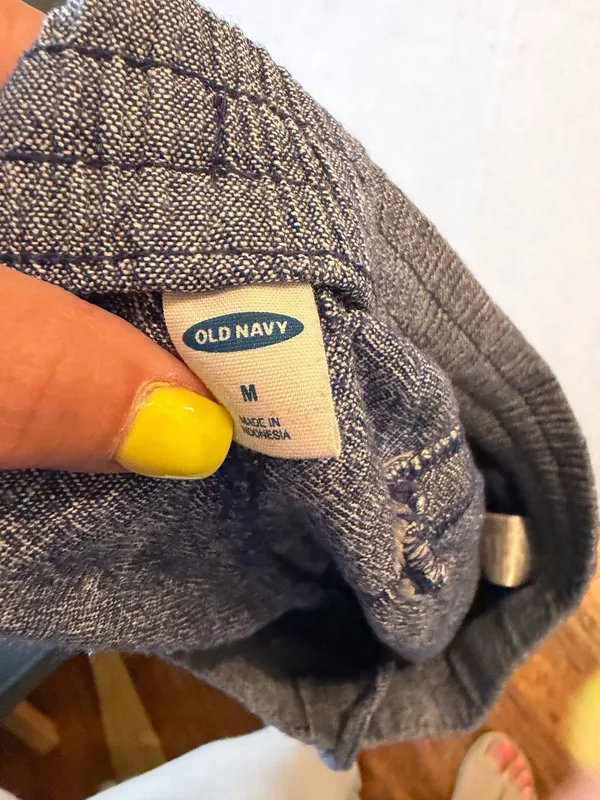 Old Navy Women's Blue Linen-Blend Elastic Waist Drawstring Shorts Size Medium - Image 3