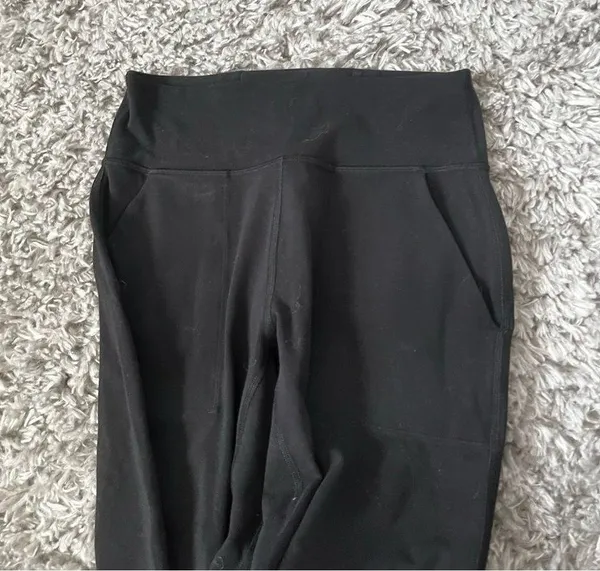 lululemon black align joggers size 4 - Image 2