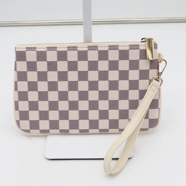 Daisy Rose Wristlet Womens OS Checkered Cream Purple Vegan Leather Excellent - Image 2