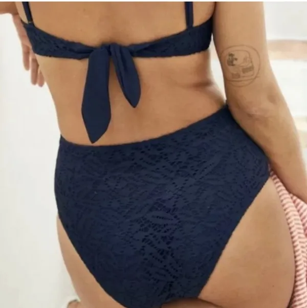 Aerie Crochet Scoop One-Piece Cut Out Cheeky Swimsuit Navy Blue Size Large - Image 5