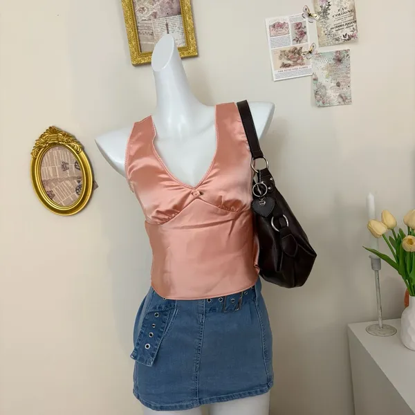 Wild Fable Satin Camisole Top Size xs Pink V-Neck Lace Trim Tie Back - Image 2