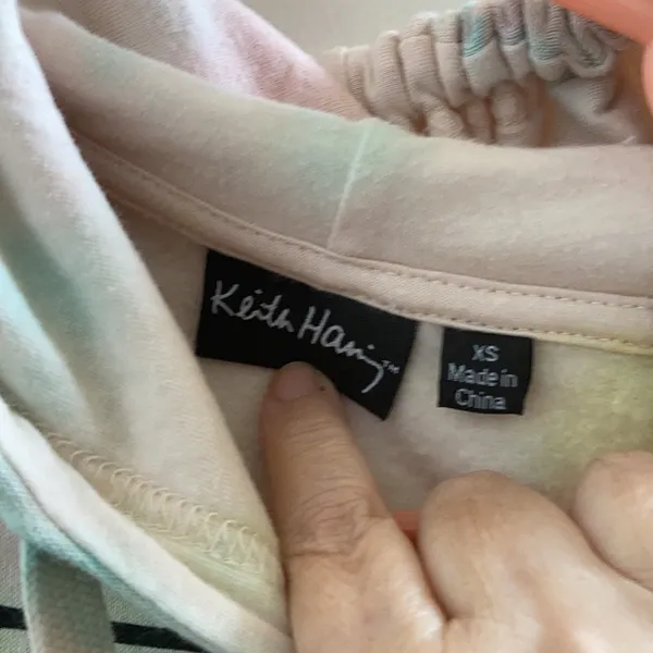 FINAL MARKDOWN NWT ladies cropped hooded sweatshirt xs - Image 3
