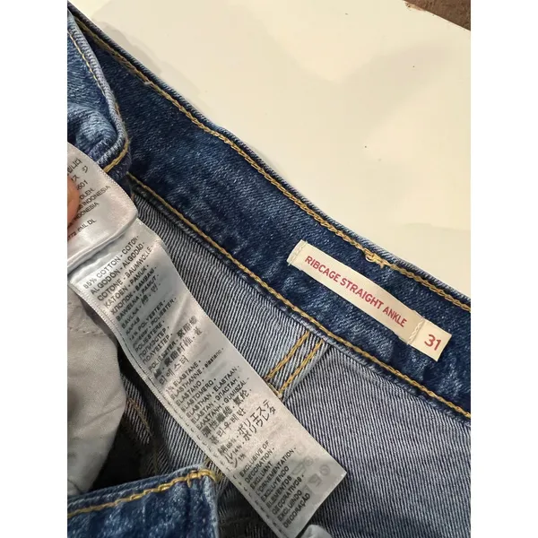 Levi's Ribcage Straight Ankle Cropped Dark Wash Cotton Denim Jeans Size 31 - Image 6