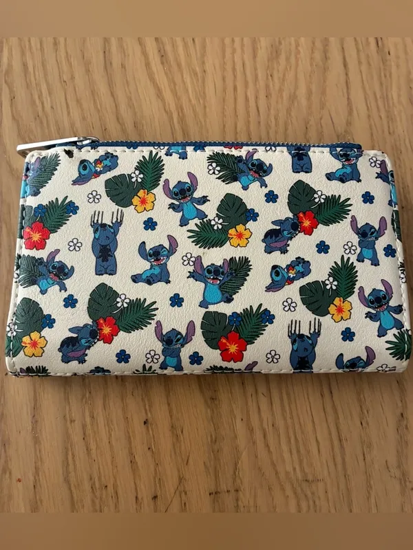 Disney Parks x Loungefly Stitch Tropical Zip Wallet - White/Blue - Image 2