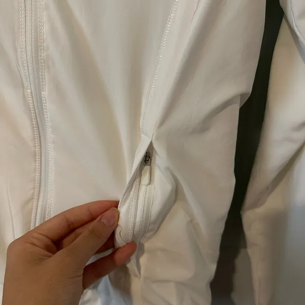 lululemon hit it jacket in white - Image 7