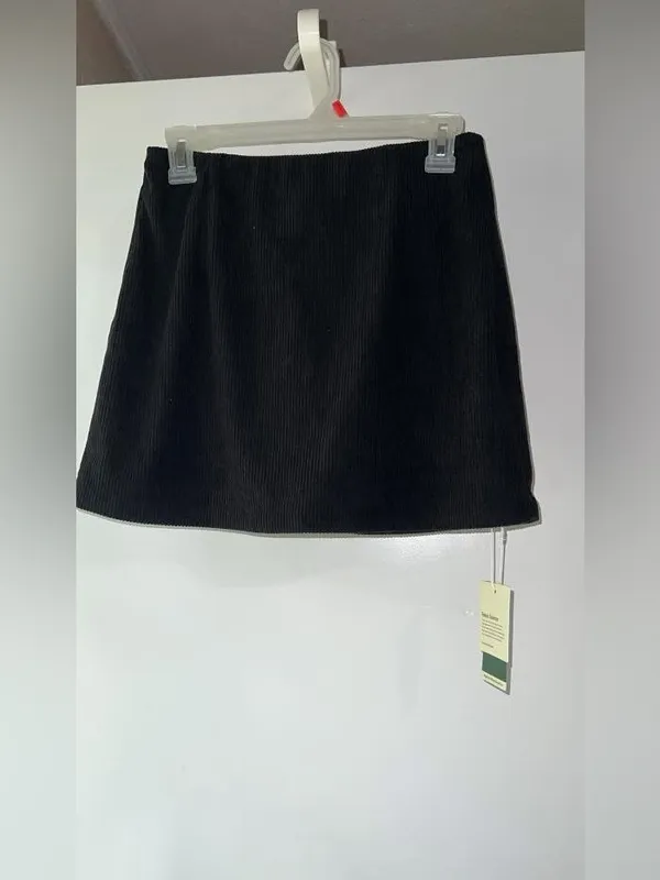 NWT Halara Classic Black Corduroy Mini Skirt - Women's - Image 2