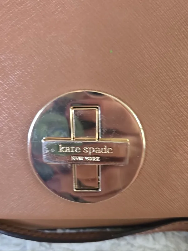 Kate Spade Newbury Lane Sally Tan Saffiano Crossbody Bag -LIKE NEW - Image 2
