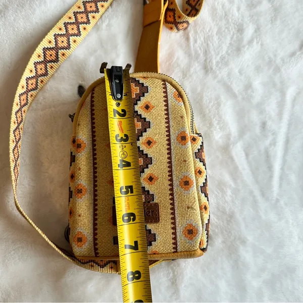 Wrangler Crossbody Bag with Card Wallet Aztec Sling Bag Yellow NEW - Image 11