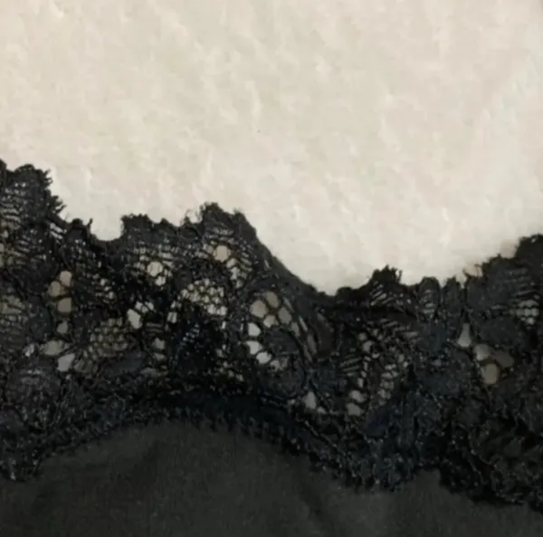 SKIMS Fits Everybody Lace Bodysuit S - Image 5