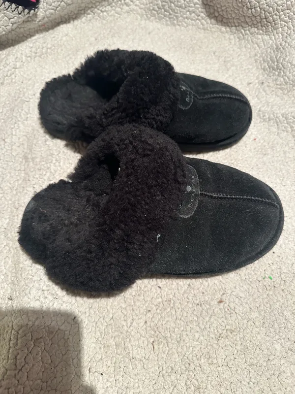 BEARPAW - Slippers - Image 4
