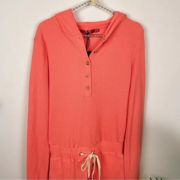 n:philanthropy Juliette Waffle Hooded Casual Summer Romper in Coral Loungewear - Image 3