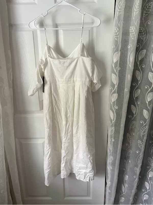 New NWT Lulus Women’s Button-Front cotton Summer cold shoulder midi dress size M - Image 8