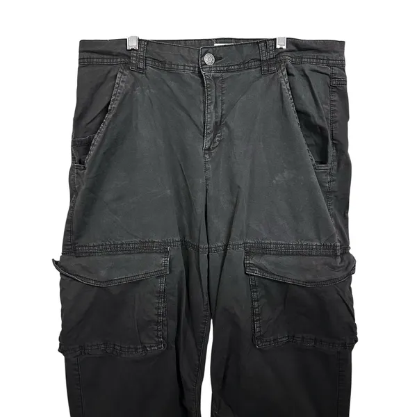 Garage Womens Sz 13 Faded Black Cargo Baggy High Rise Y2K Skate Grunge Pants - Image 2
