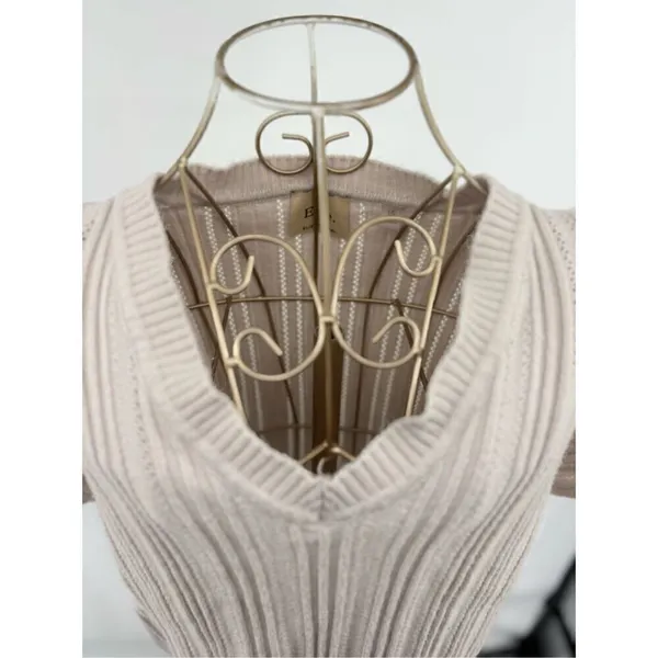 Elie Tahari Women’s Short Sleeve V Neck Beige Grey Sweater Size Large - Image 10