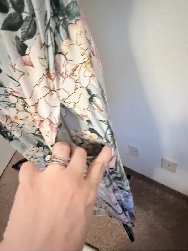 5/$30 🎈 Vanilla bay small floral maxi dress - Image 3