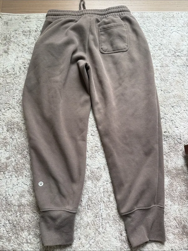 Lululemon Neutral Brown Drawstring fleece Sweatpants jogger size 4! - Image 7