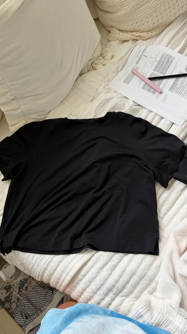 Ultralight Waist-Length Lululemon T-Shirt - Image 2