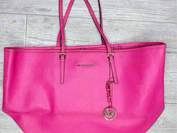 Vintage Michael Kors Jet Set Large Tote in Raspberry Pink Saffiano leather bag - Image 12