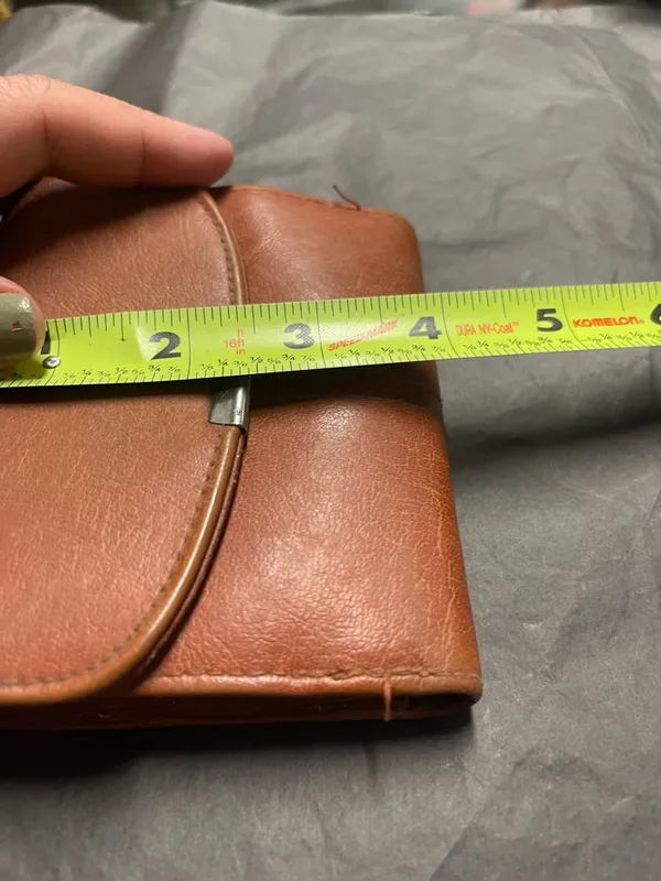 Vintage Classic Brown Leather Wallet - Image 9