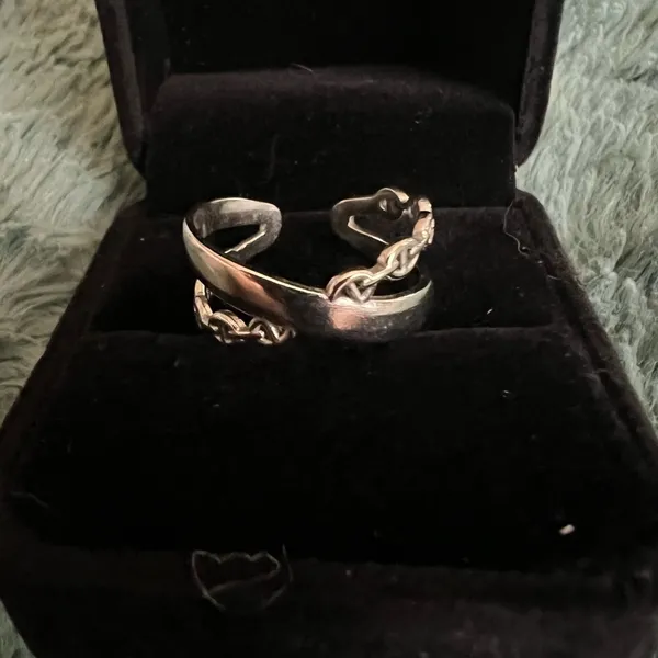 Women’s Stainless Steel Silver Adjustable Band Size 7-9 - Image 3