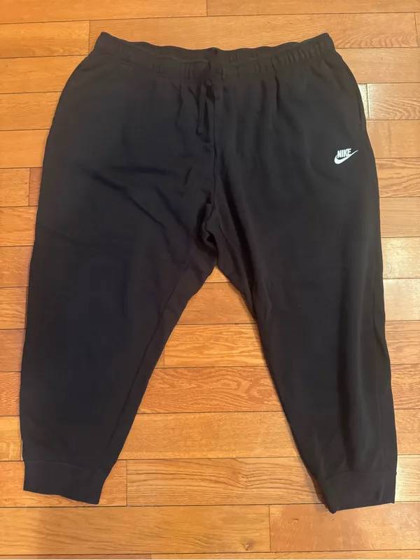 Nike Black Fleece Joggers Women’s 2XL Cropped NWOT - Image 2