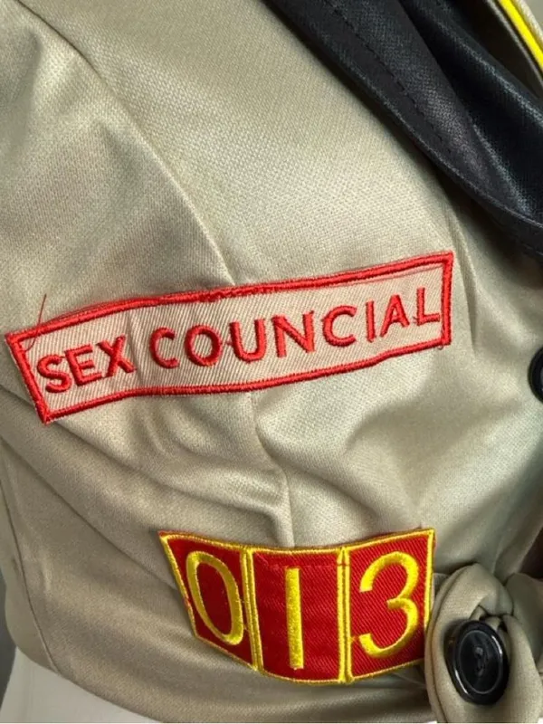 Leg Avenue Sexy Scout Costume - Image 5