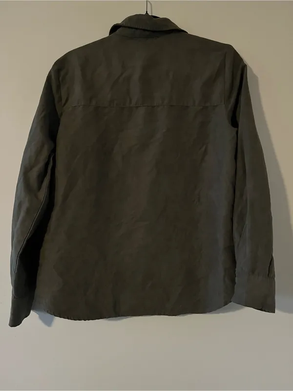Zara Olive Green Button Up Shirt Small Minimalist Capsule Wardrobe Quiet Luxury - Image 4