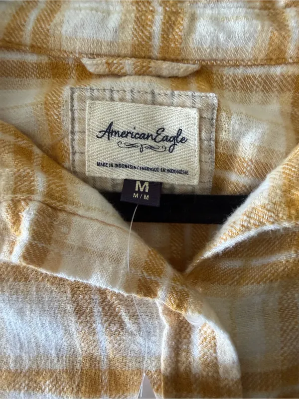 NWT American Eagle Outfitters Mustard Plaid Button-Down Shirt - Image 4