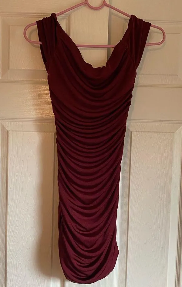 Hollister size small wine red Bodycon cowl neck mini formal dress - Image 5