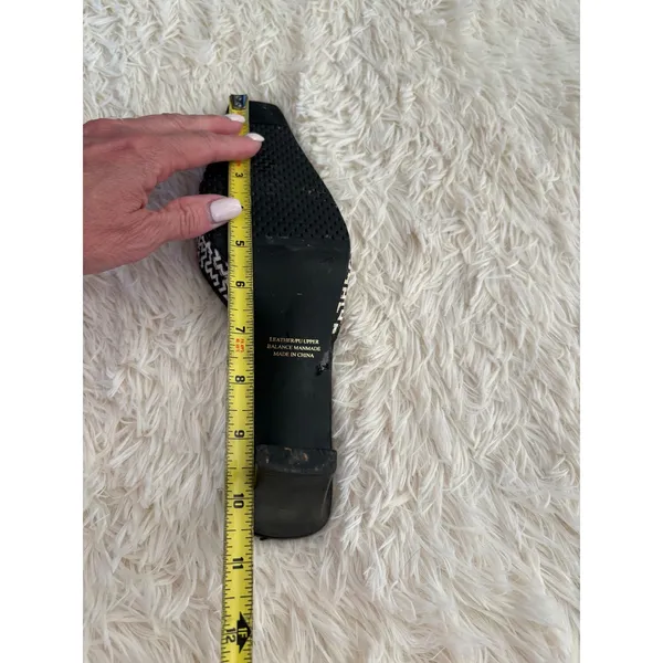 Leslie Fay Black and White Woven Mules Heels‎ Square Toe Retro 9 - Image 8