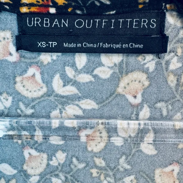URBAN‎ OUTFITTERS Floral Flutter Sleeve V Neck Smocked Waist Mini Dress XS Boho - Image 3