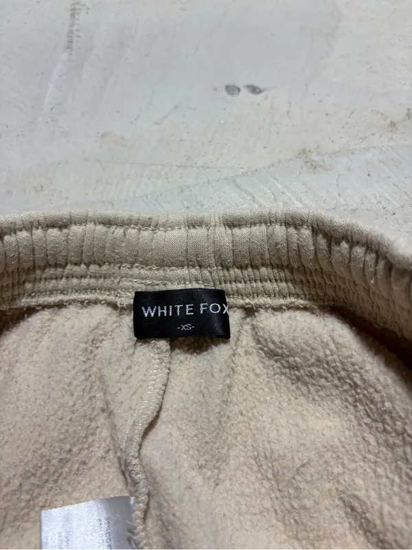 White fox Society Cream Sweatpants joggers XS - Image 6