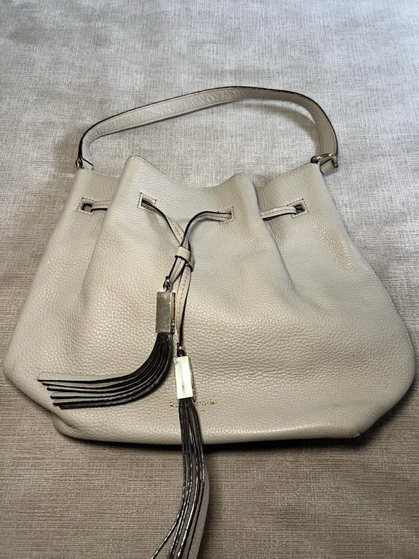 Kate Spade Bucket Bag Womens Large Beige Leather Tassel Drawstring Crossbody - Image 4