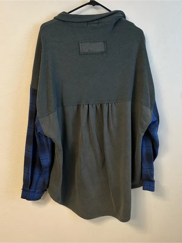 Vici Slate Gray Knit-Trim Button Front Top - Image 3