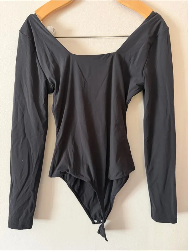 Quince Second Skin Square Neck Long Sleeve Bodysuit in Black Size S - Image 6