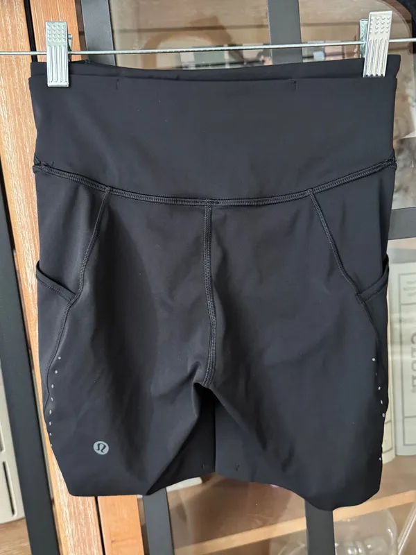 Lululemon Fast and Free High-Rise Shorts biker 6" Pockets waisted running - Image 5
