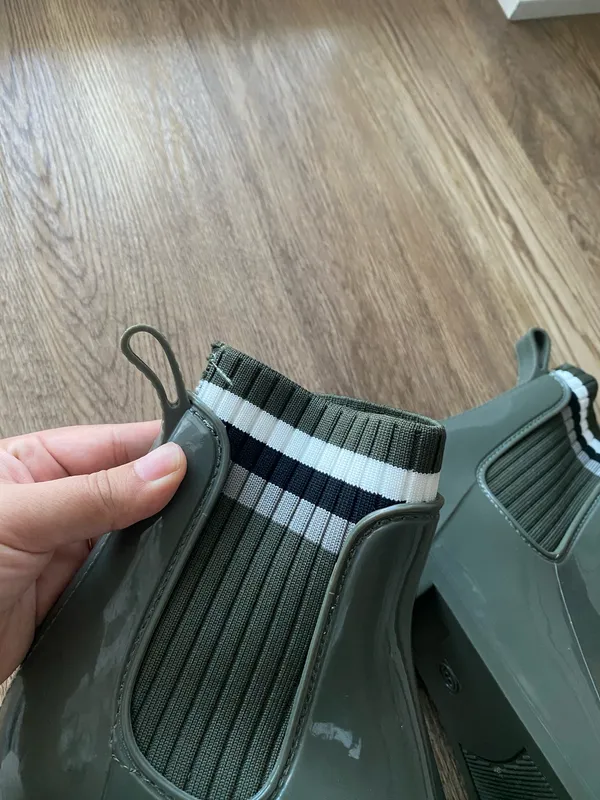 SERRA Women's Size 9 Olive Green Striped Slip-on Rubber Rain Boots New - Image 7