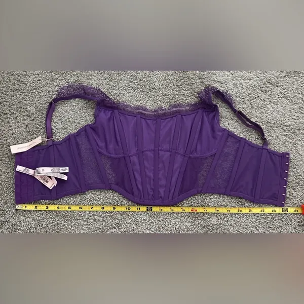 Victoria’s Secret Purple Lace Corset-Style Top - Image 3