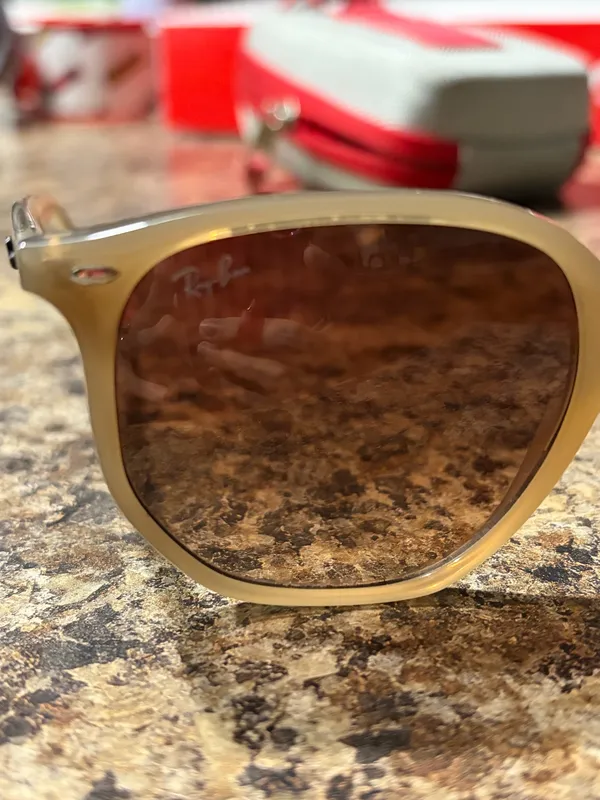 Ray-Ban RB4306 Sunglasses - Image 6