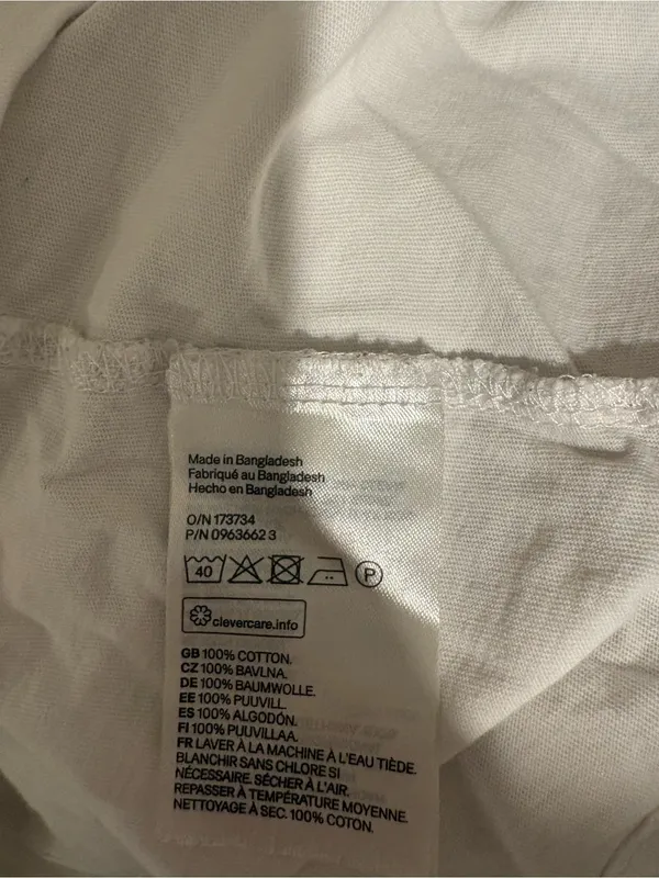 H&M White Short Sleeve 100% Cotton Crewneck Tee 💜 - Image 5