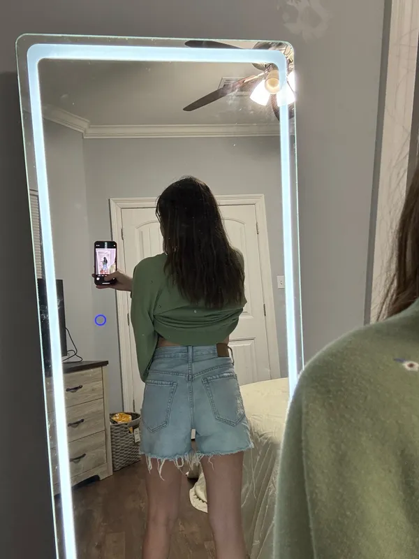 Aeropostale 90s High Rise Cut-Off Distressed Denim shorts - Image 2